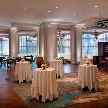 New Orleans Marriott Metairie At Lakeway Exterior photo