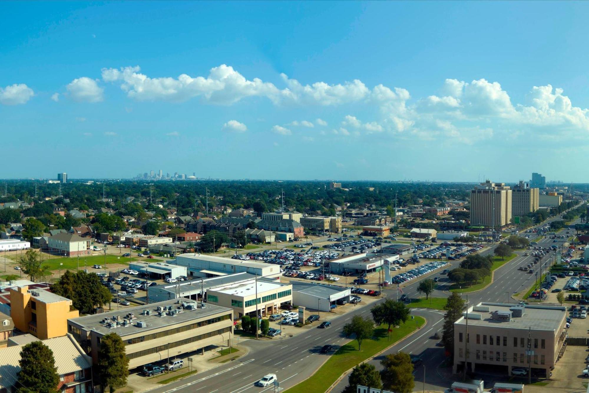 New Orleans Marriott Metairie At Lakeway Exterior photo